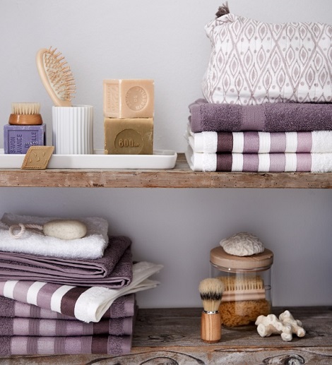 Handdoek Prestige Border, Uni kleur,actieprijs,VanDyck,kleur mauve,wit,paars
